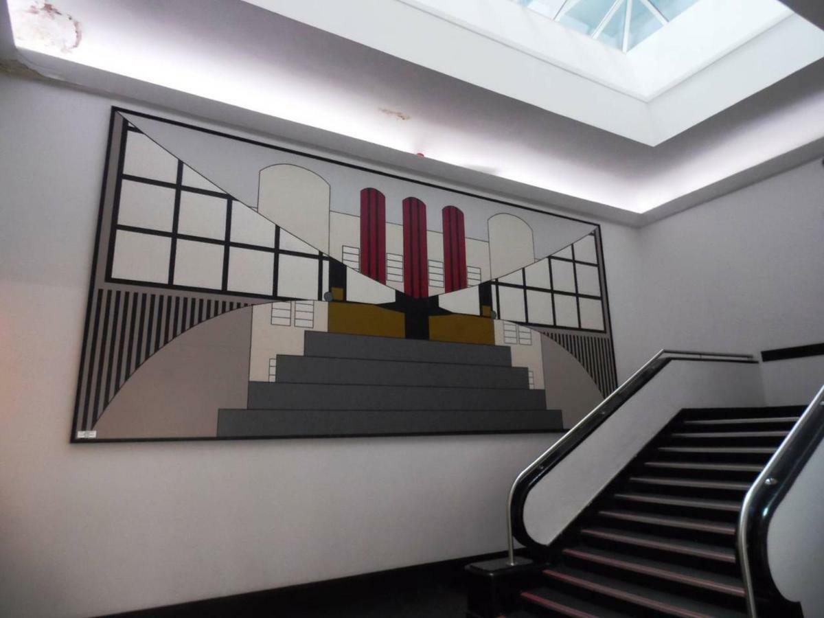 Art Deco Building On Vibrant Sauchiehall Street Glasgow Dış mekan fotoğraf